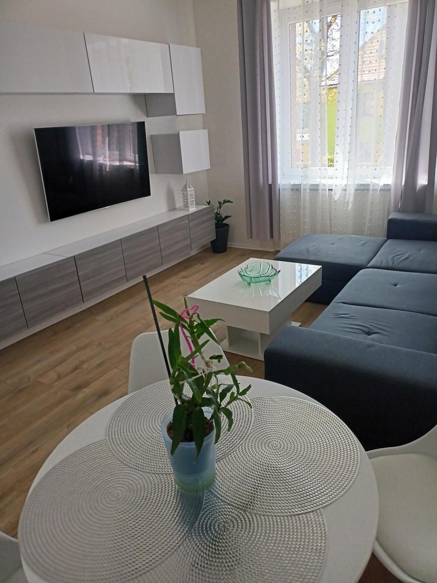 Apartament Slowackiego 41 Jelenia Gora Dış mekan fotoğraf